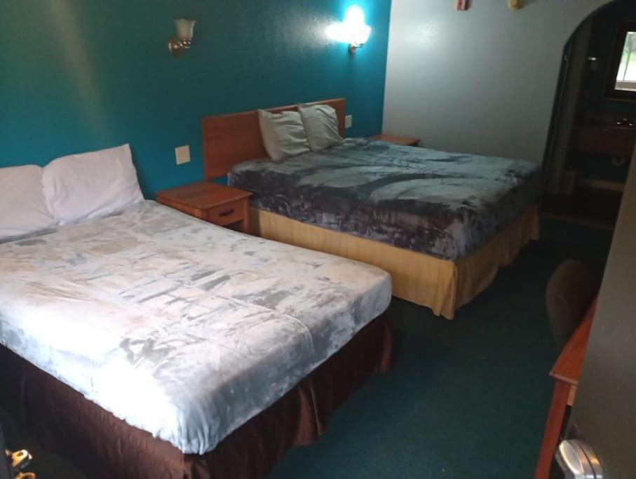 Hotel 2 Double Bed Studio 109 & Hot Tub Лівінґстон Екстер'єр фото